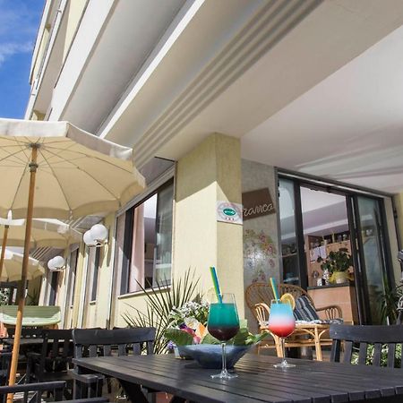 Hotel Franca Bellaria – Igea Marina Kültér fotó